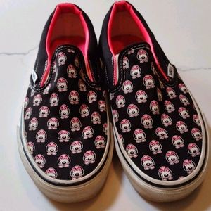 Vans shoes slip on